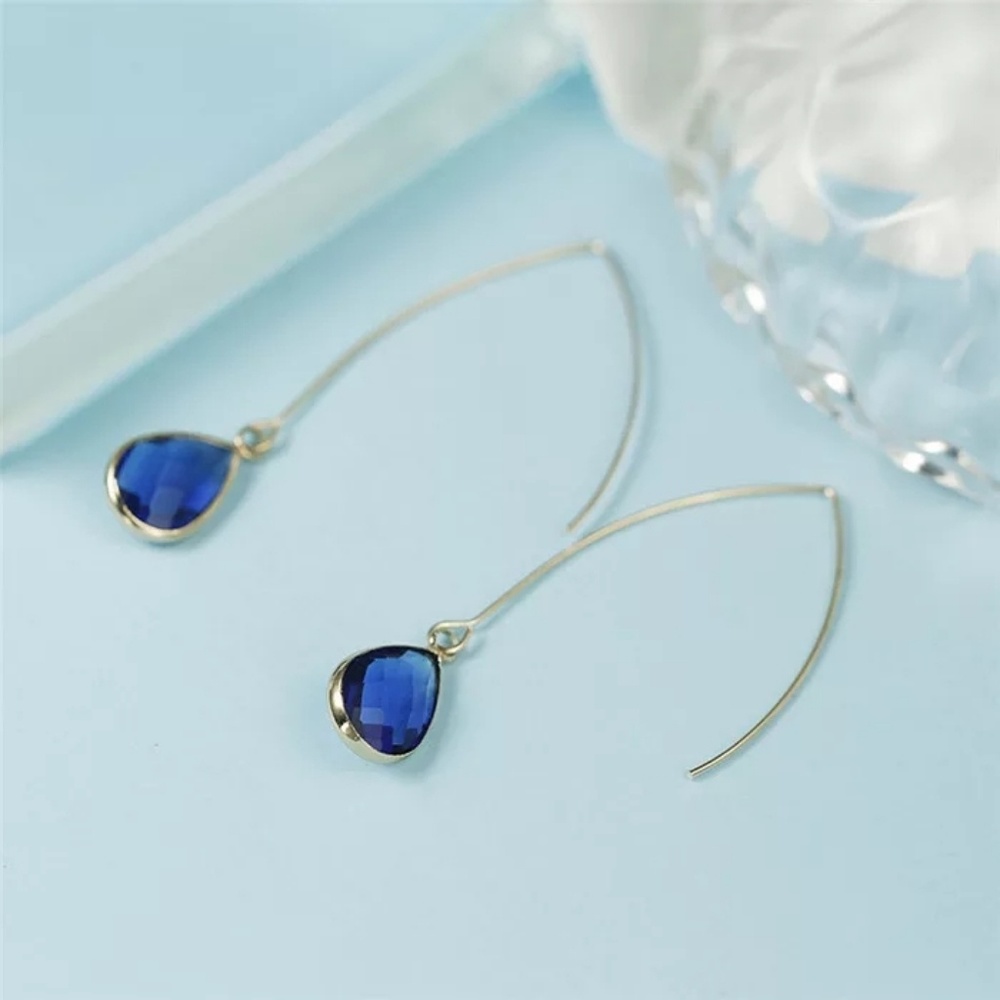 Rose gold dangle earrings sapphire blue crystal - Picture 3 of 5
